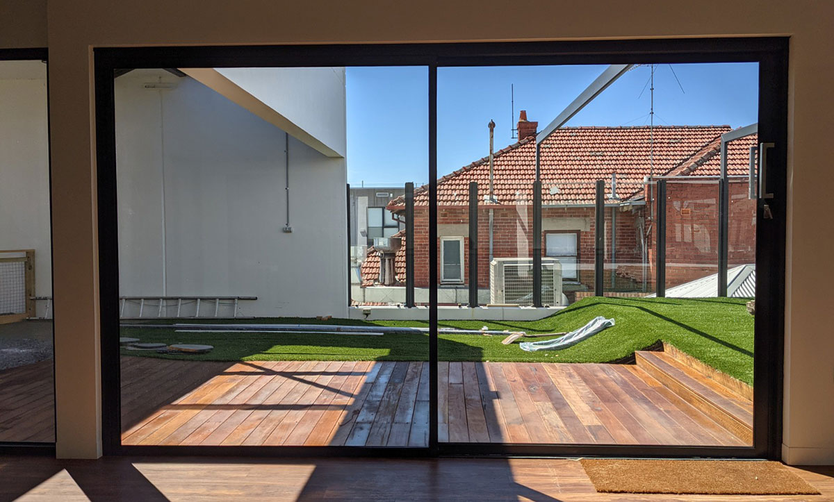 Frameless Bifold Doors