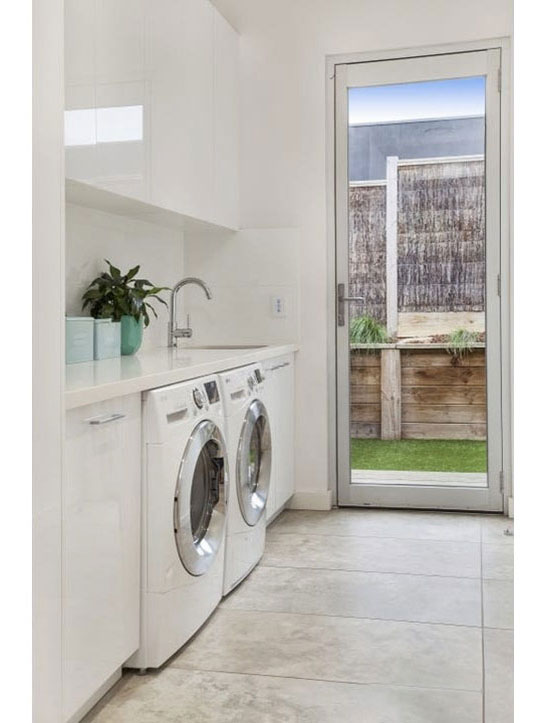 hinge door australia